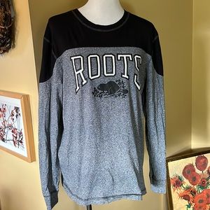 ROOTS CANADA Size Large SpellOut PullOver Cozy Knit TeeShirt Gray BLACK Active